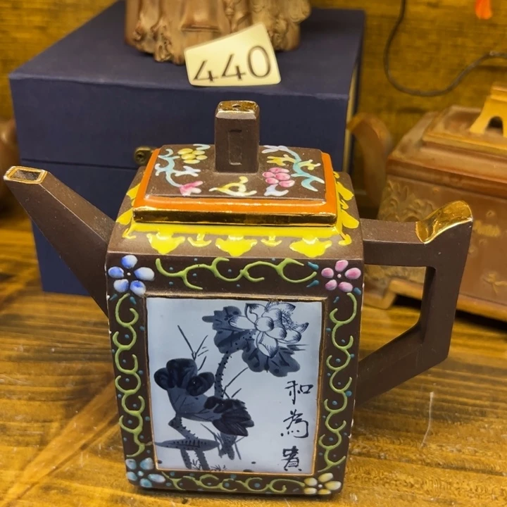 紫砂壶等艺术精品