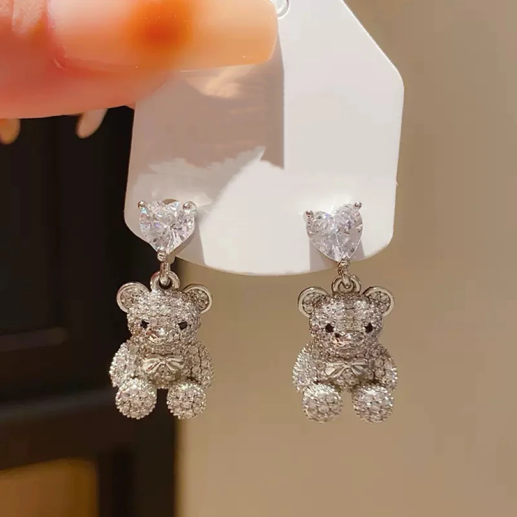 合金耳饰 银镶锆石爱心立体小熊时尚气质耳环ins轻奢小众女款耳饰