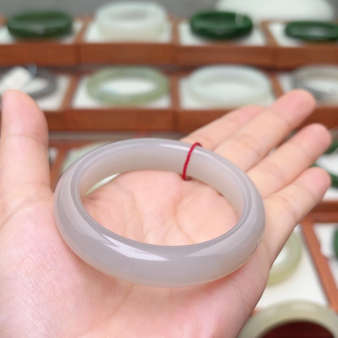 【闪购商品】和田玉手镯未镶嵌