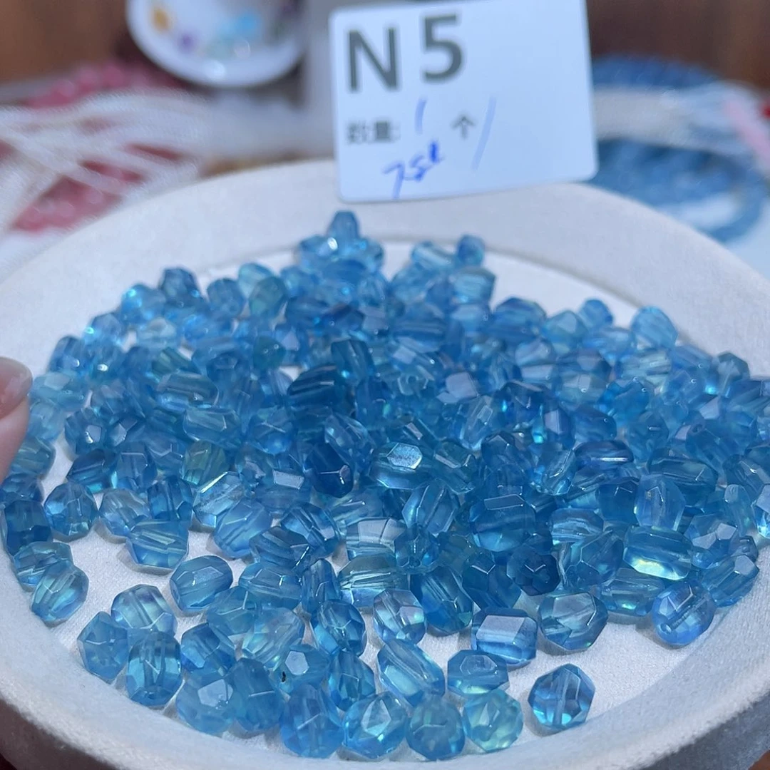 海蓝宝石裸石未镶嵌N5。