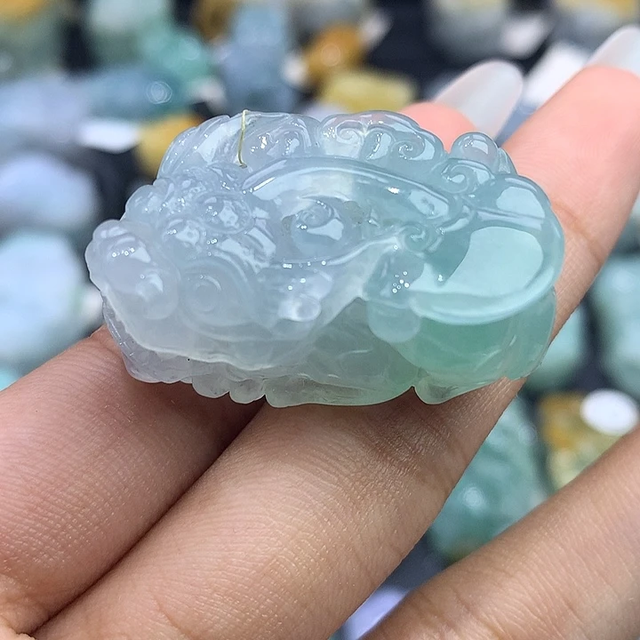 翡翠未镶嵌颈饰天然缅甸翡翠