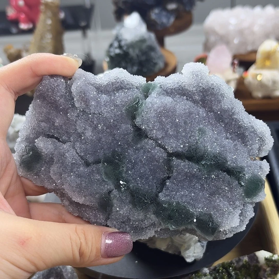 石材东非大猎狗摆件八面体