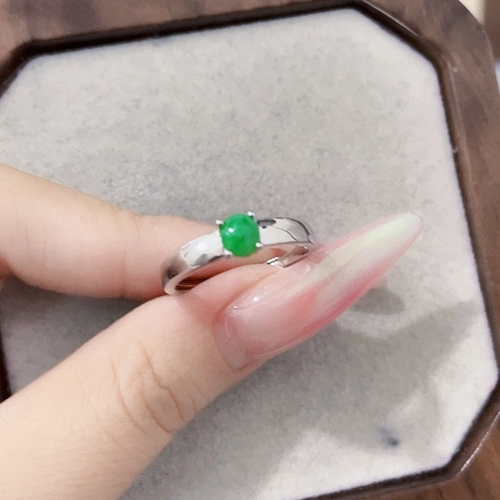 翡翠未镶嵌颈饰天然翡翠Ａ货