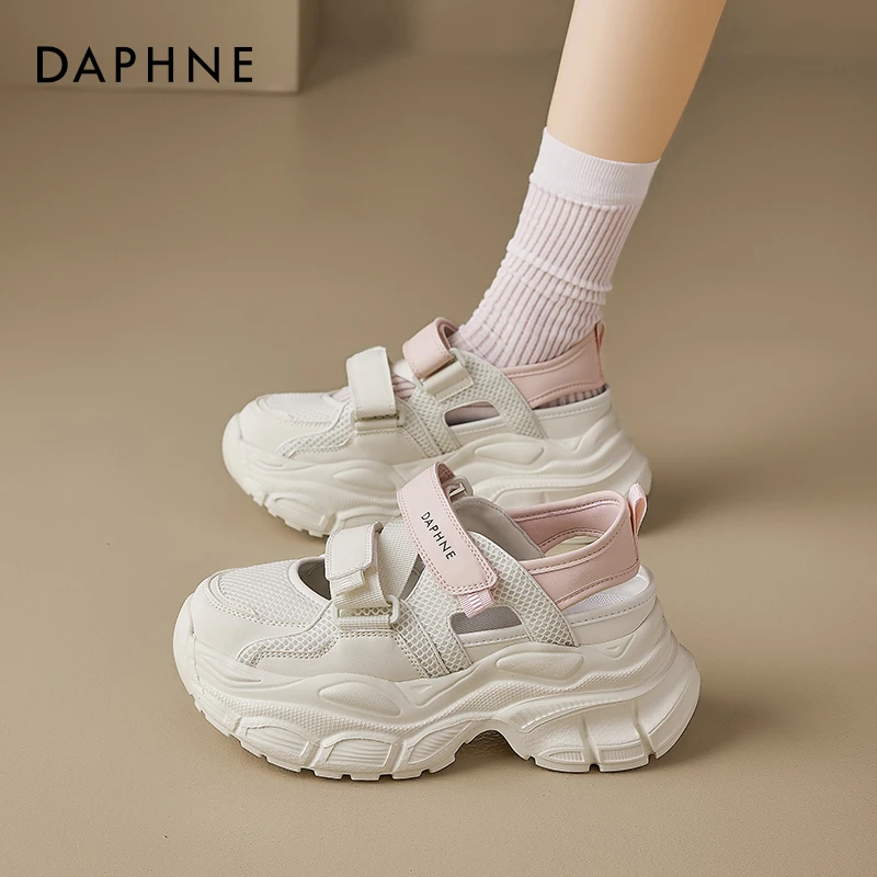 达芙妮运动凉鞋女2025新款夏季网面镂空小白溯溪鞋厚底老爹登山鞋