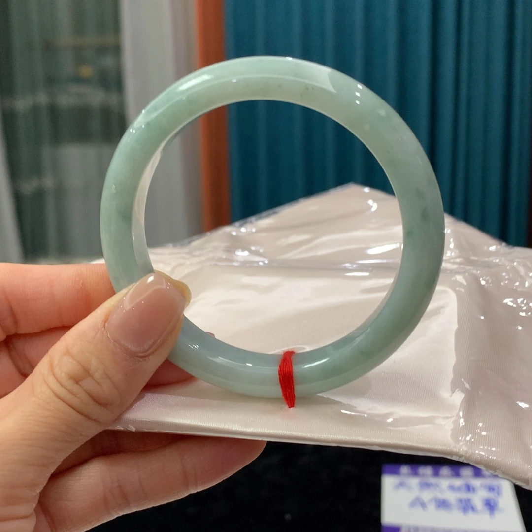 未镶嵌手镯翡翠完美者慎拍 圈口 57.2