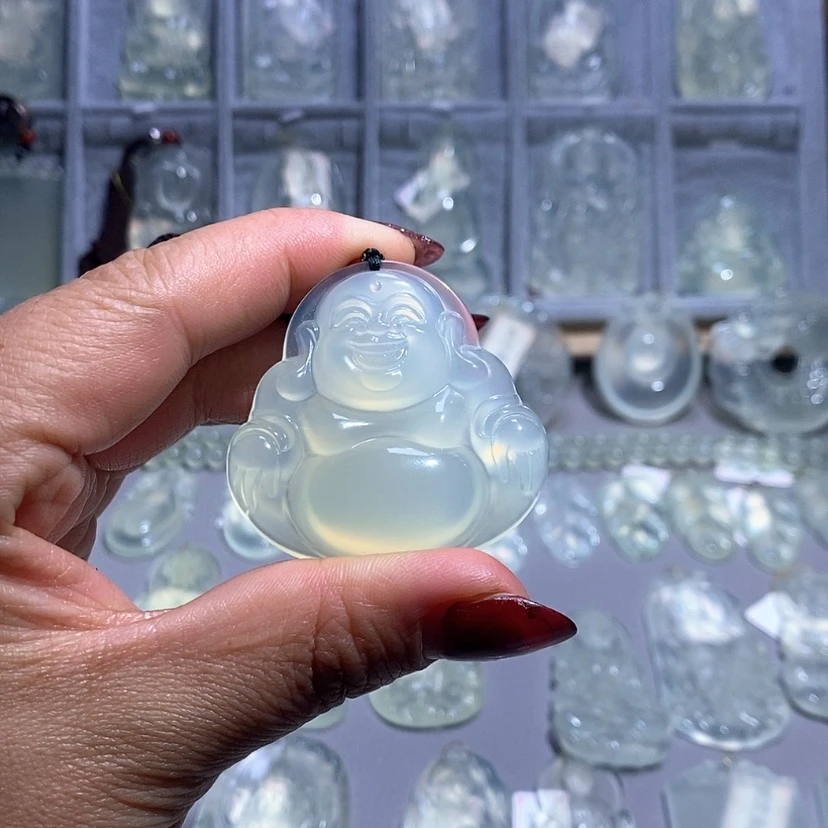 【闪购商品】岫玉颈饰未镶嵌空**。佛公