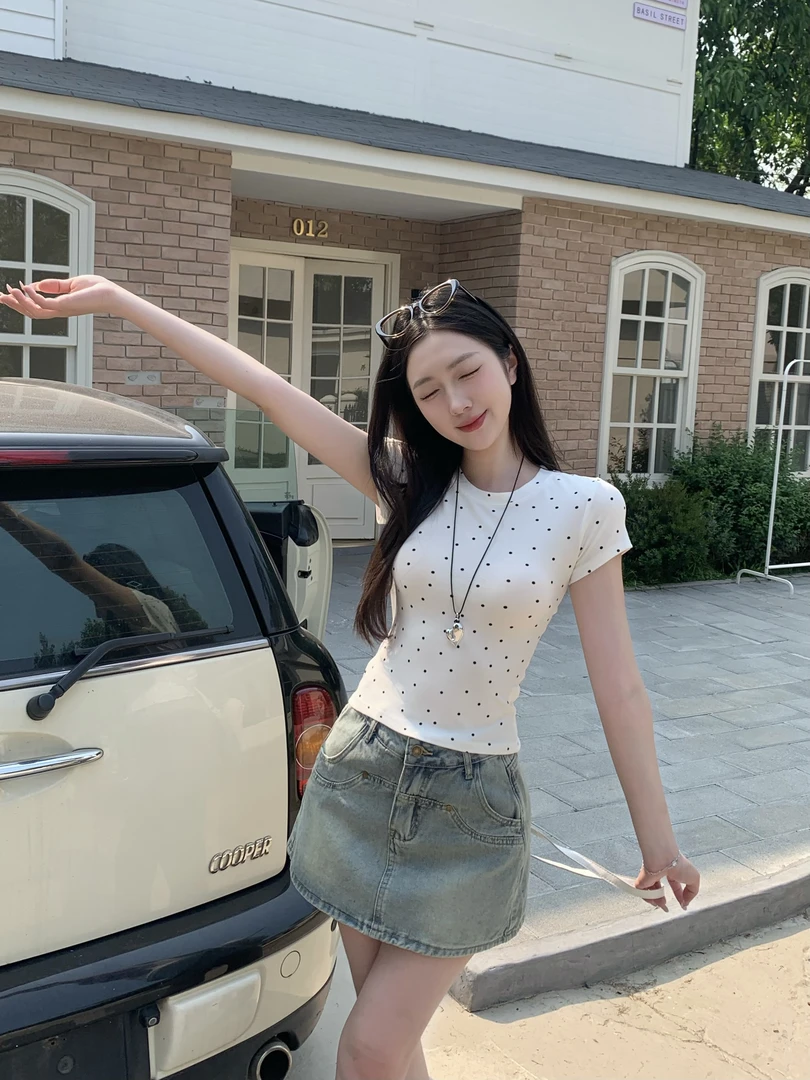 【青仓】新款波点时尚圆领正肩短袖t恤女 夏季辣妹修身显瘦上衣2601