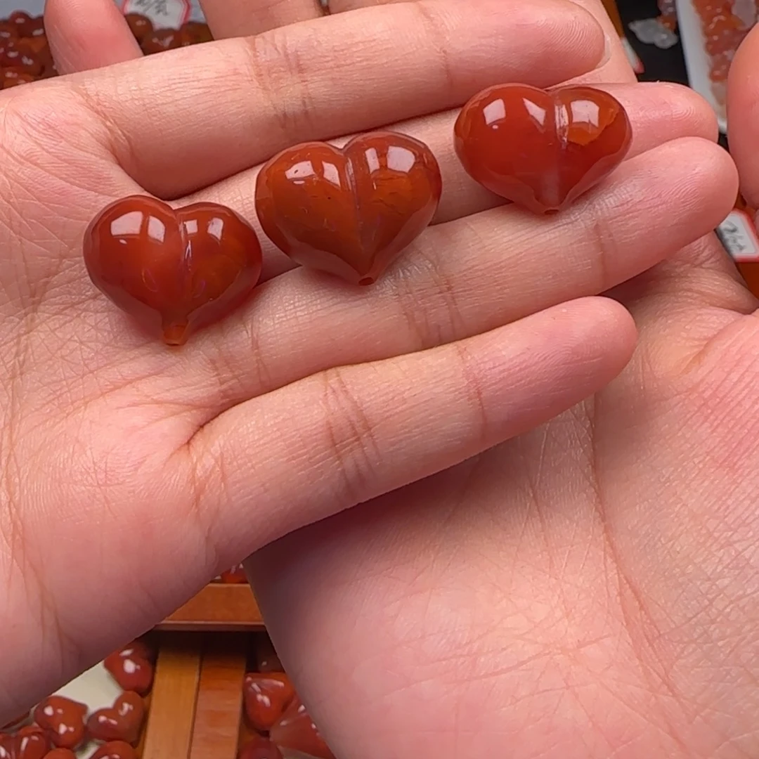 h***静南红玛瑙未镶嵌挂件