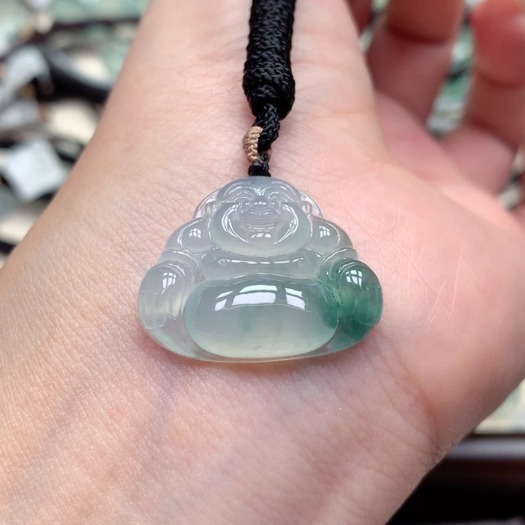 翡翠未镶嵌颈饰佛公