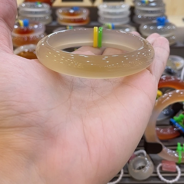 玛瑙/玉髓未镶嵌手镯13