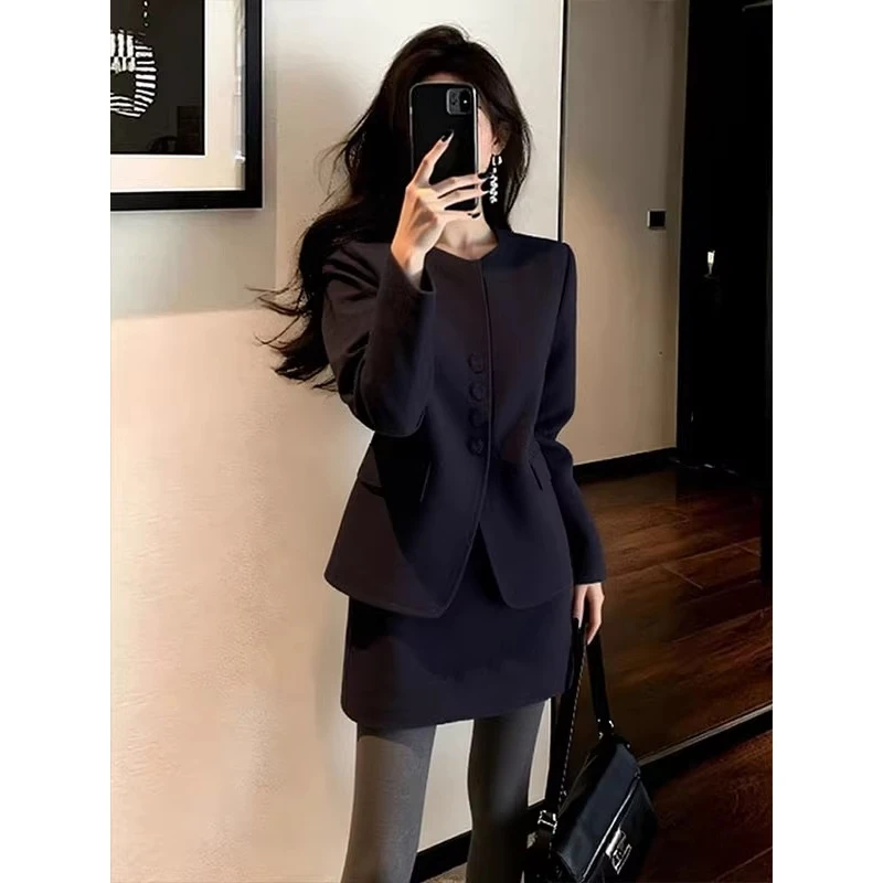 法式小香风藏青色外套套装女2025新款秋冬季气质外套半身裙两件套