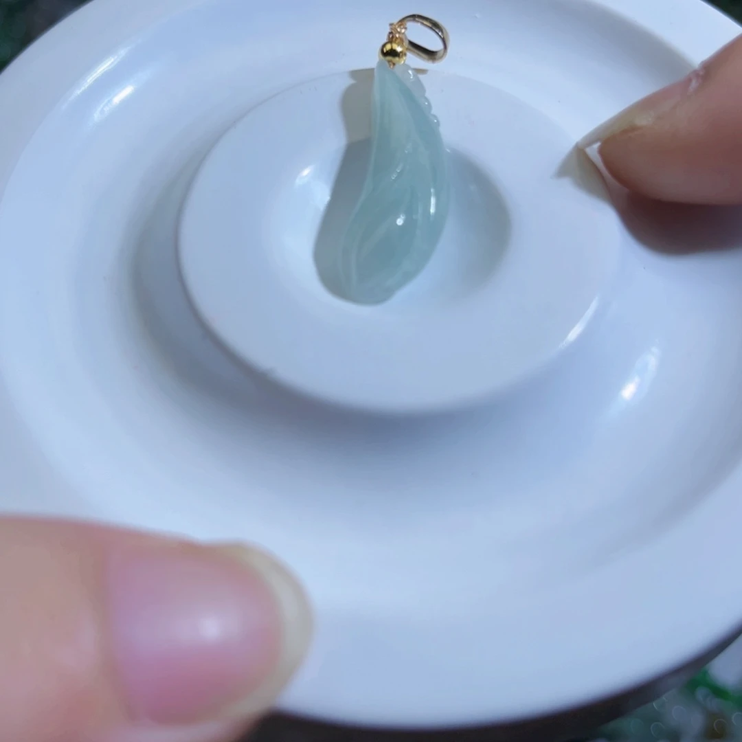 未镶嵌手串翡翠玉兰花