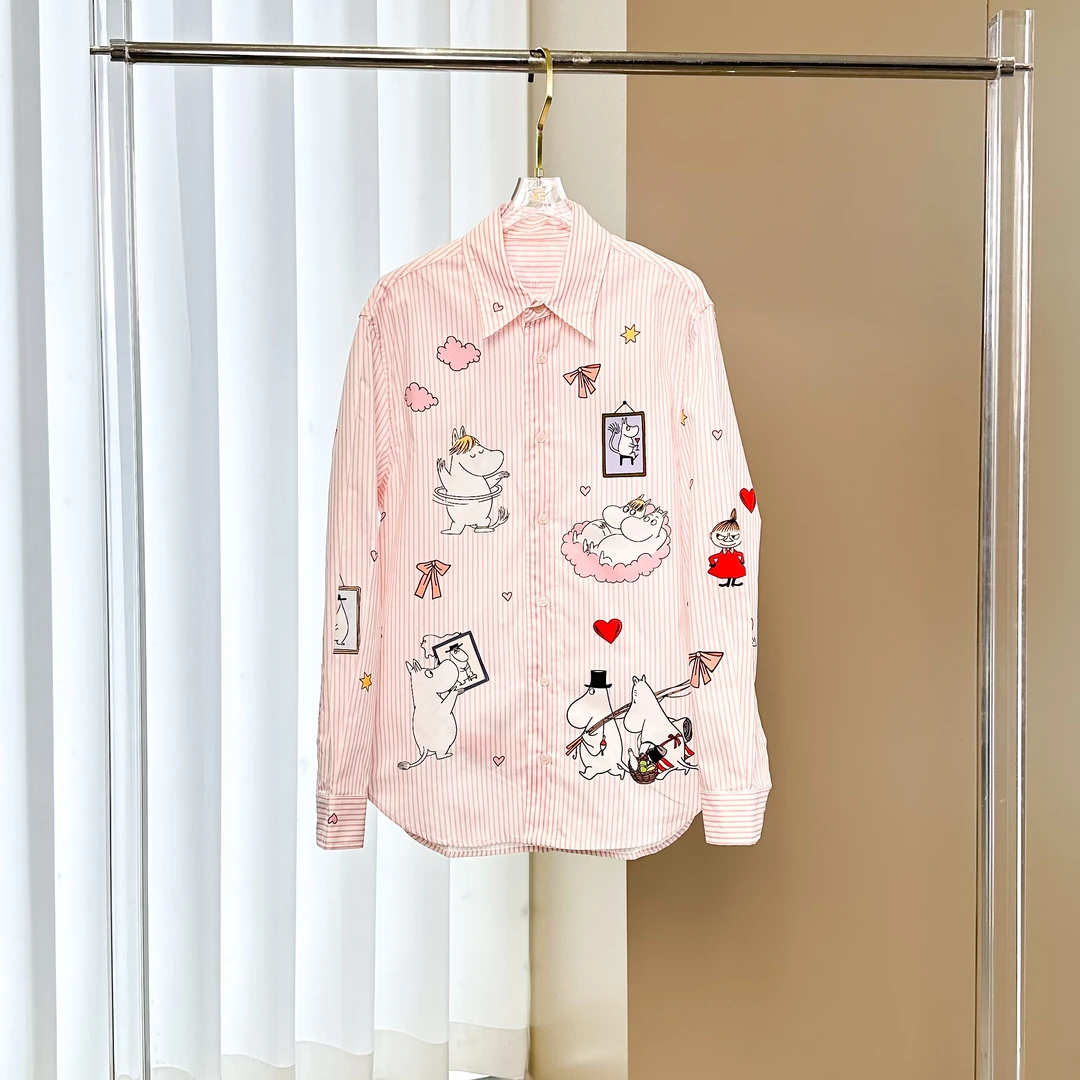 GUABMN2025夏季新款蓝条纹动画印花纽扣衬衫上衣3876