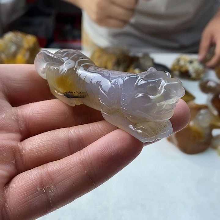 未镶嵌颈饰玛瑙/玉髓