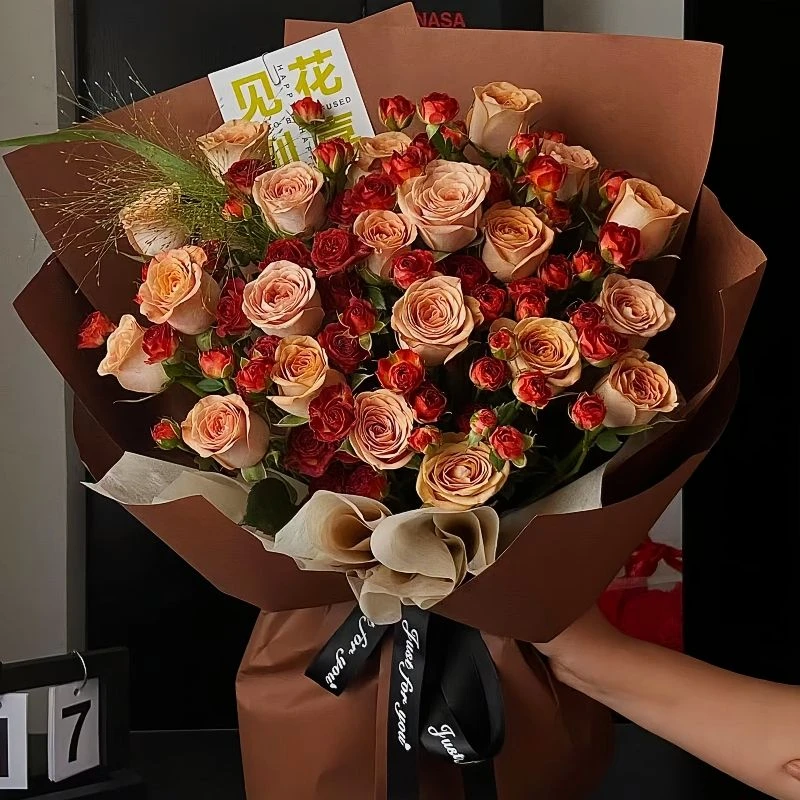 『偏偏中意你』21朵卡布奇诺玫瑰花混搭巧克力泡泡韩式花束生日鲜花送女友送爱人送花上门