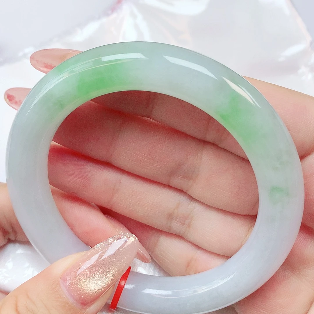 翡翠未镶嵌手镯抖音352