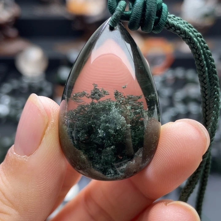 颈饰水晶未镶嵌绿幽灵聚宝盆水滴吊坠