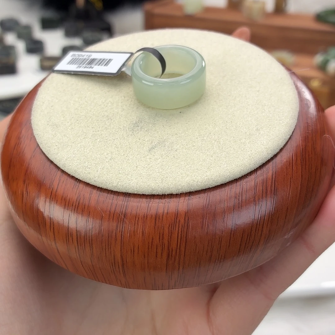 和田玉未镶嵌戒指蓝色圆切15.1j144