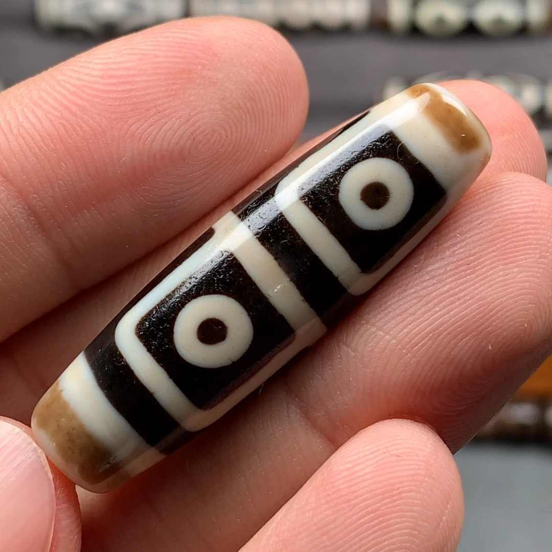 玛瑙/玉髓散珠聚缘地门四眼