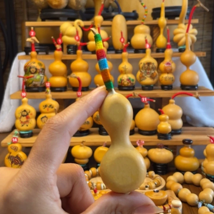 一****鑫天然葫芦自然生长