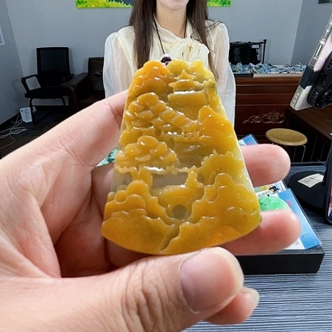 翡翠未镶嵌颈饰翡翠