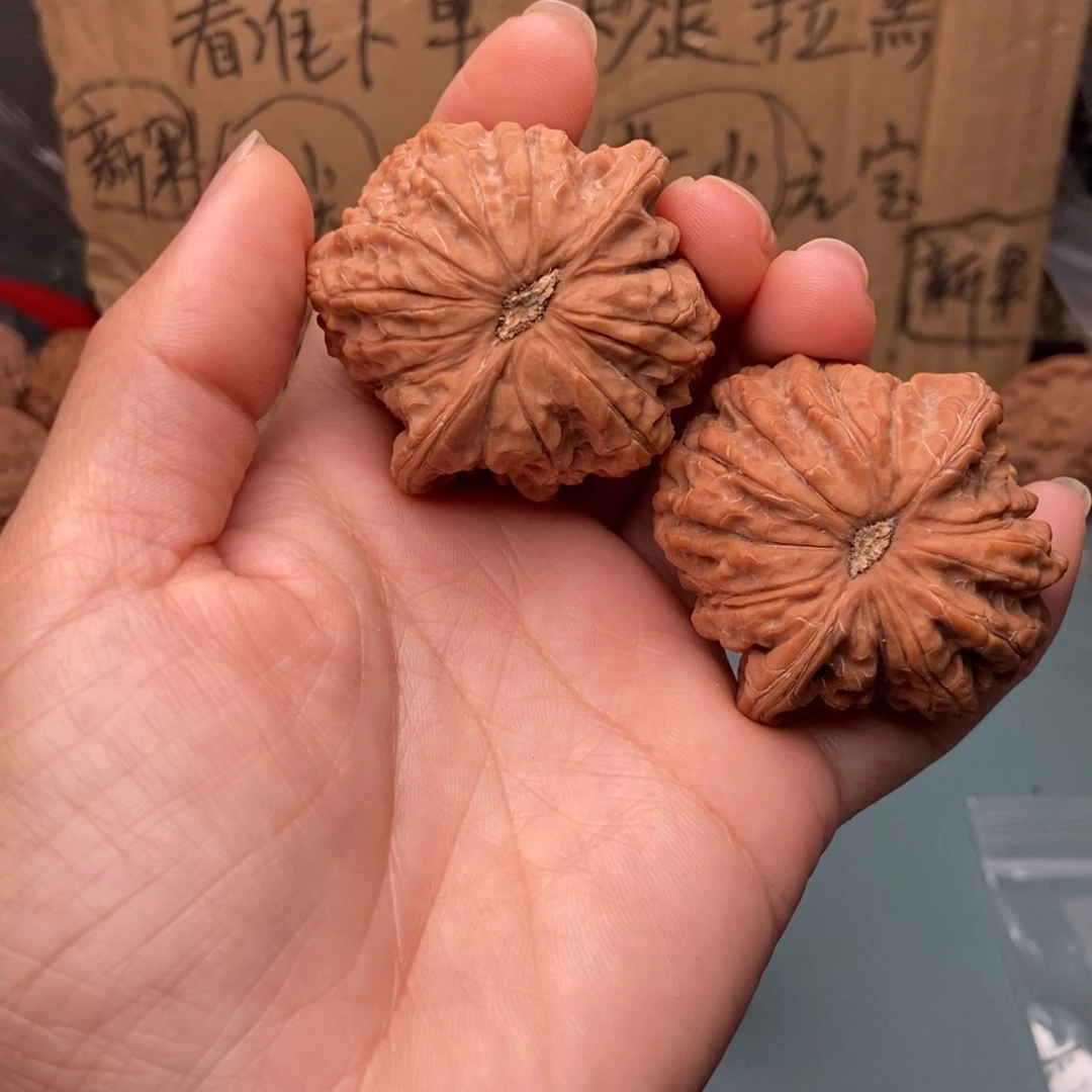 苏***.吊坠文玩核桃血麒麟7