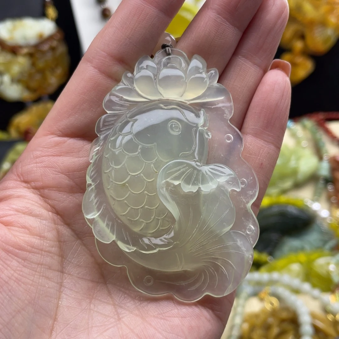 未镶嵌蛇纹石玉颈饰?****?