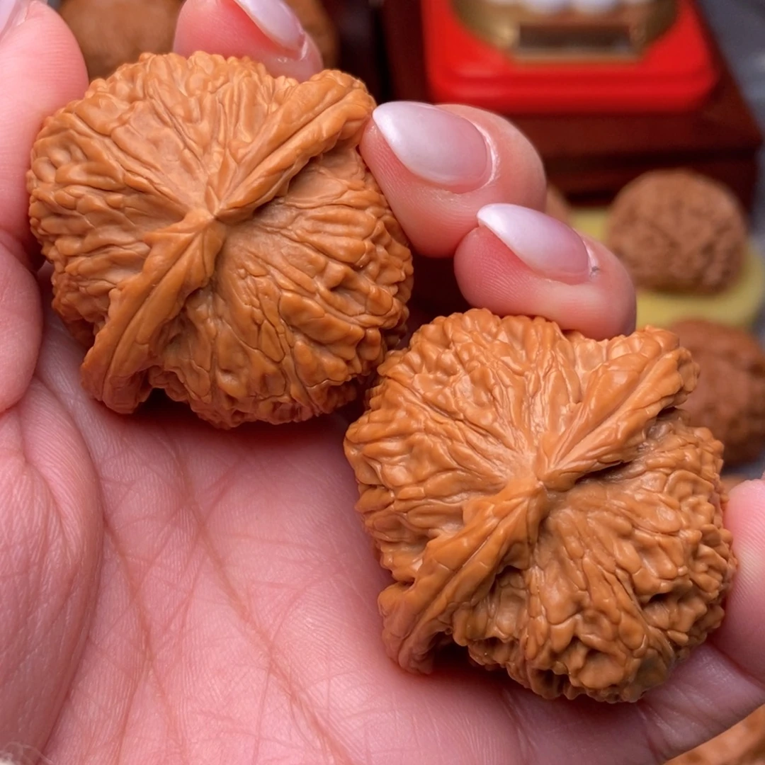 一***腿把件文玩核桃毕业球白44全品