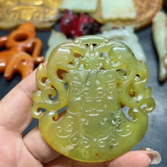 吊坠白玉菩提把件