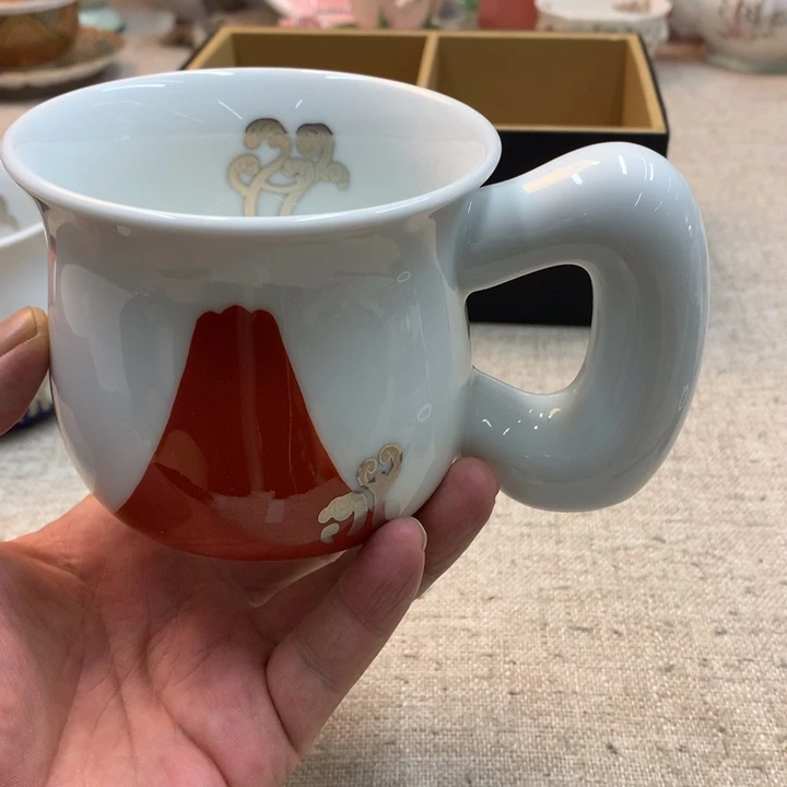 金瓷阁家的美丽瓷器