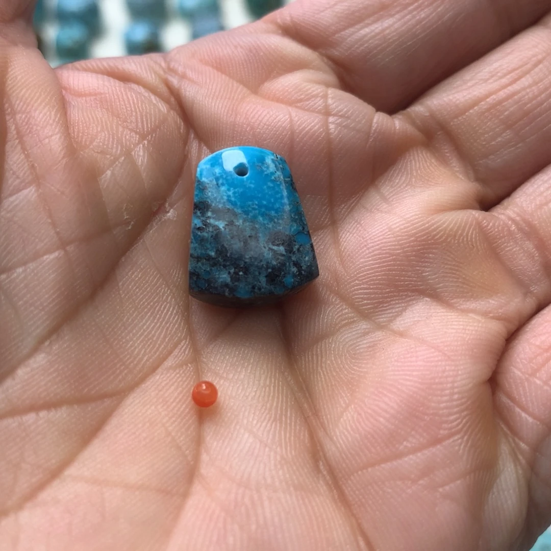 南红玛瑙未镶嵌珠宝奇石