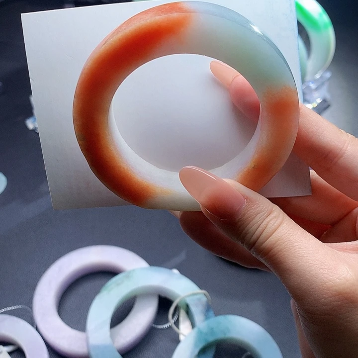 定制翡翠未镶嵌红翡