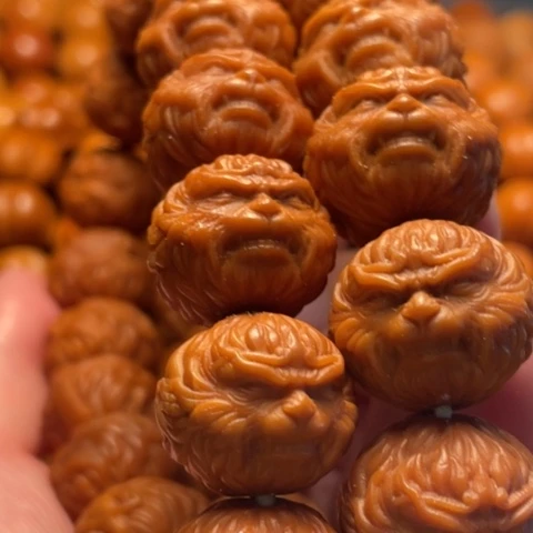 手串猴头核桃难**涂舞台