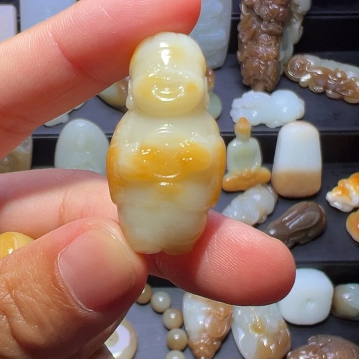 和田玉（糖玉）未镶嵌颈饰