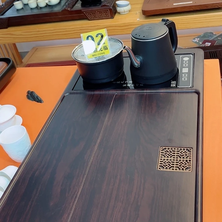 这些是因为他们对社会现实