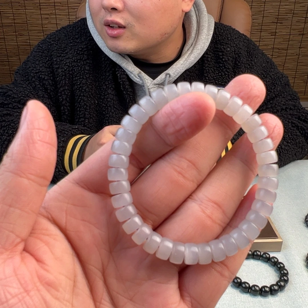 和田玉未镶嵌手链