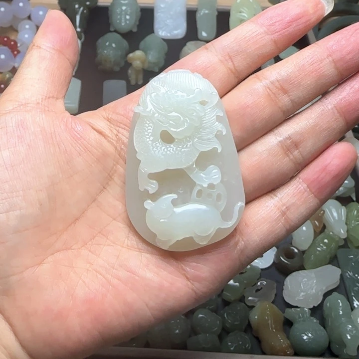 和田玉未镶嵌挂件