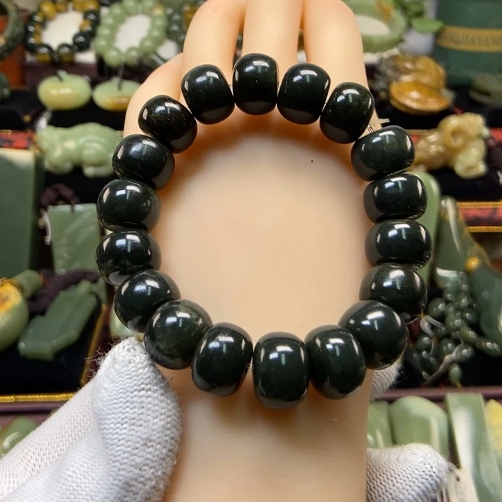 未镶嵌手串岫岩老玉（透闪石质玉）