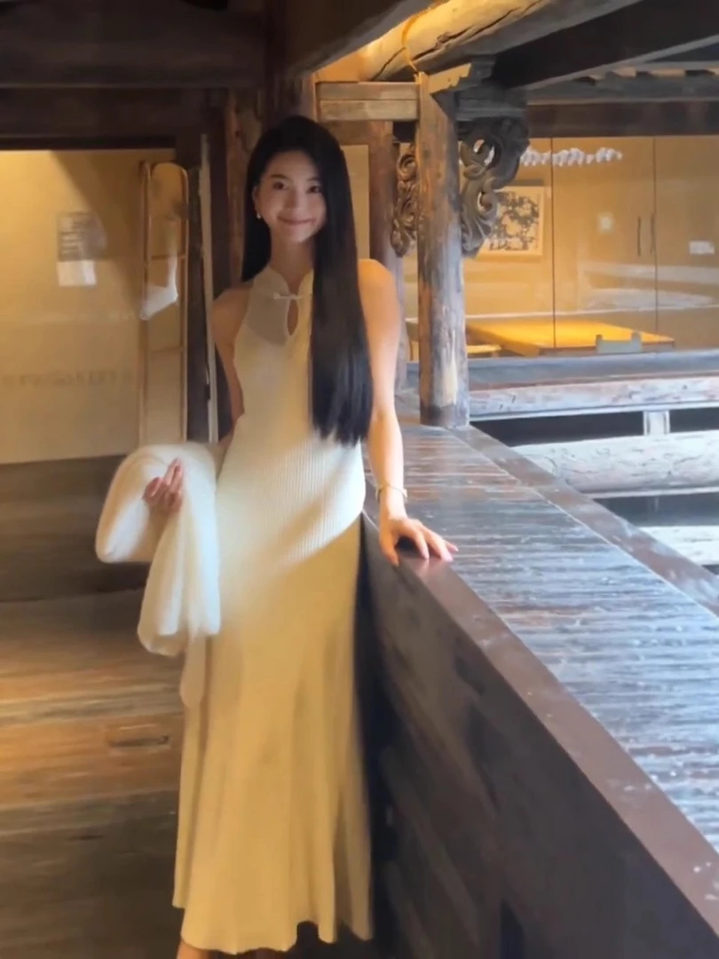 彩2025春季新款中式复古国风两件套装针织毛衣鱼尾连衣裙绝美长裙