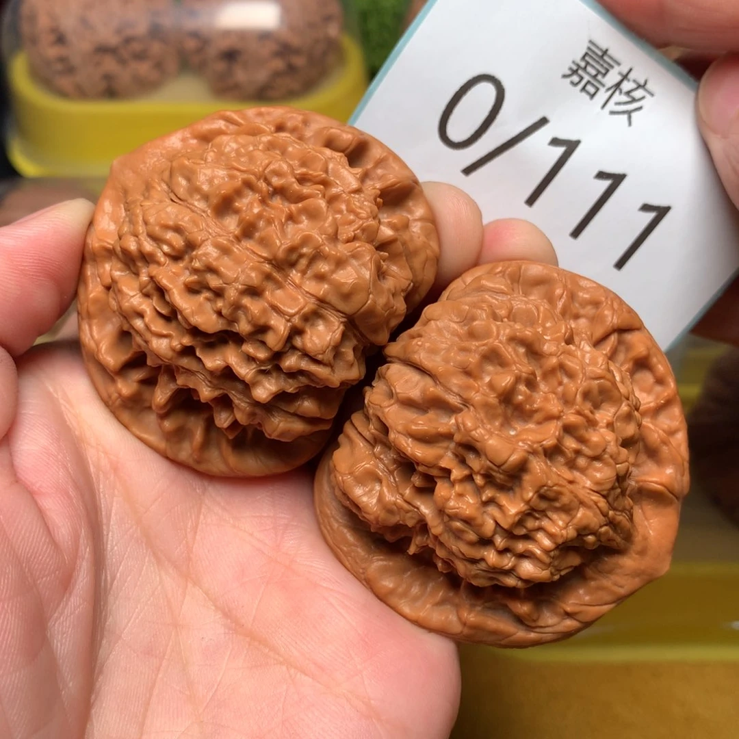 文玩核桃把件毕业麒麟官帽51