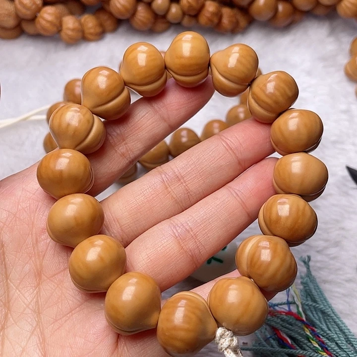 手串猴头核桃?****?17f h h n n m