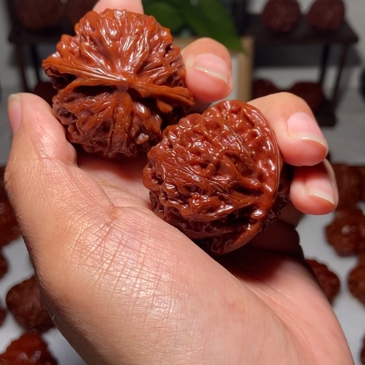 淘***哥文玩核桃吊坠苹果园