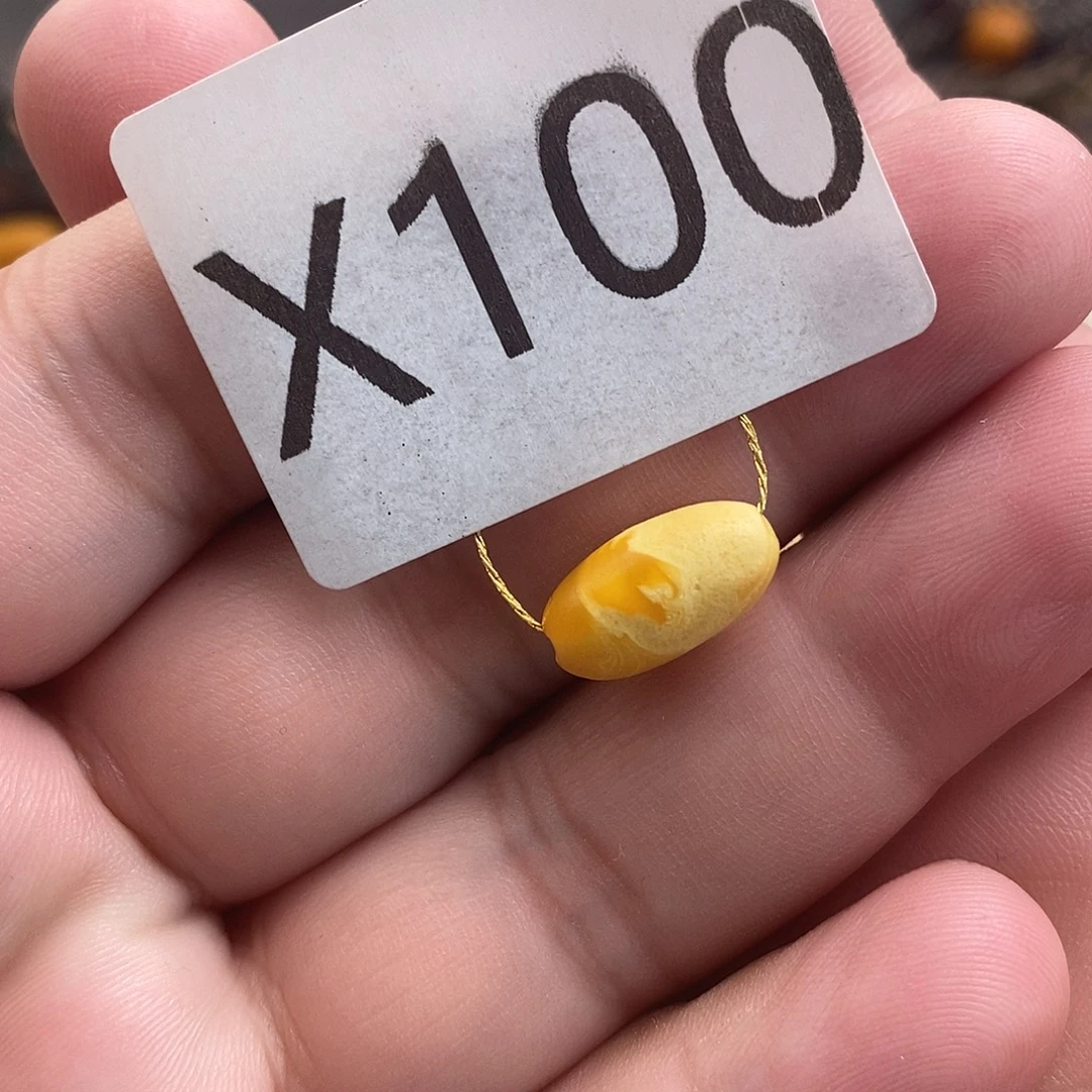 蜜蜡未镶嵌珠宝奇石