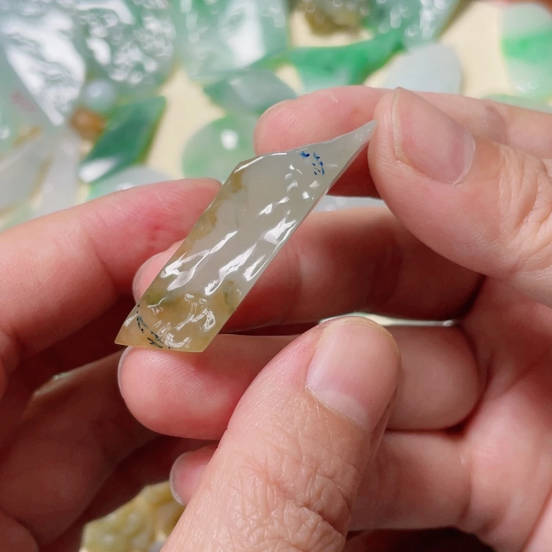 定制翡翠未镶嵌包工