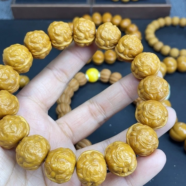 冰***乐吊坠猴头核桃猴头