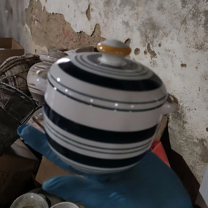 摆件陶瓷盘子碗啥都有