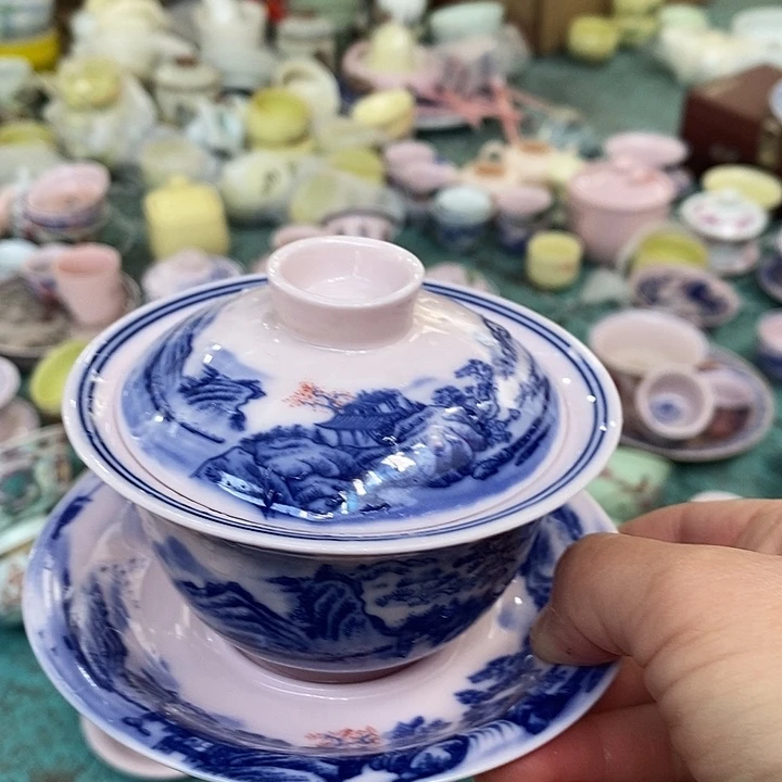 摆件陶瓷红稀土山水釉里红三才盖碗