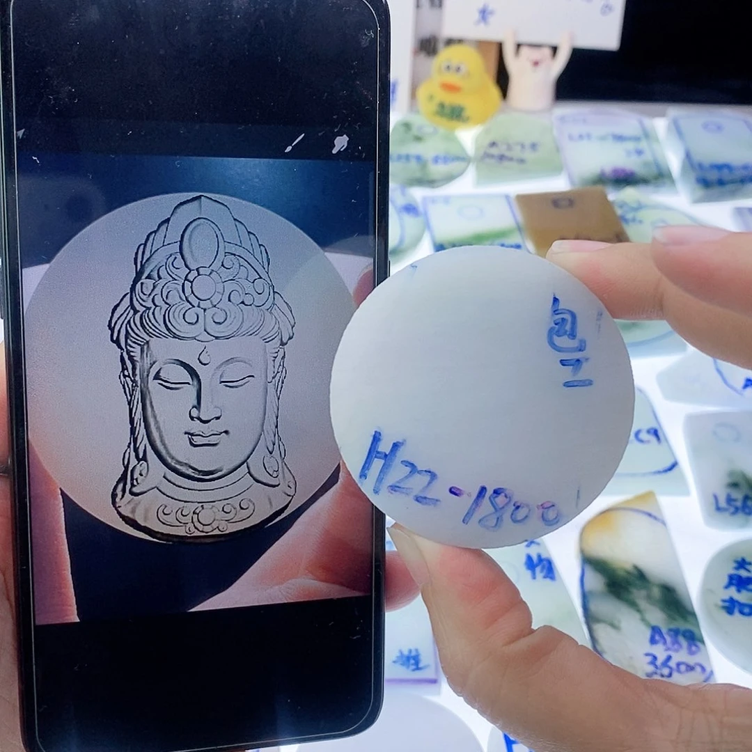 定制翡翠未镶嵌翡翠