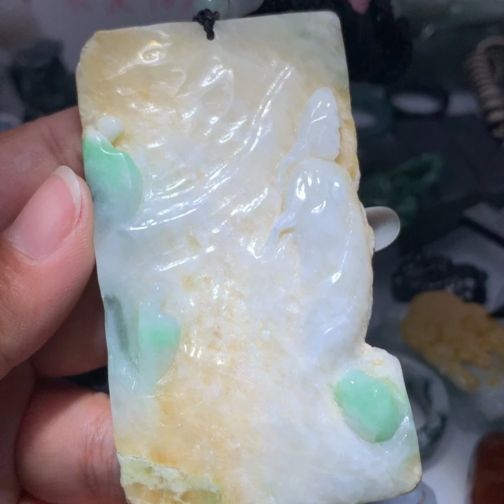 翡翠颈饰未镶嵌保真天然A货翡翠