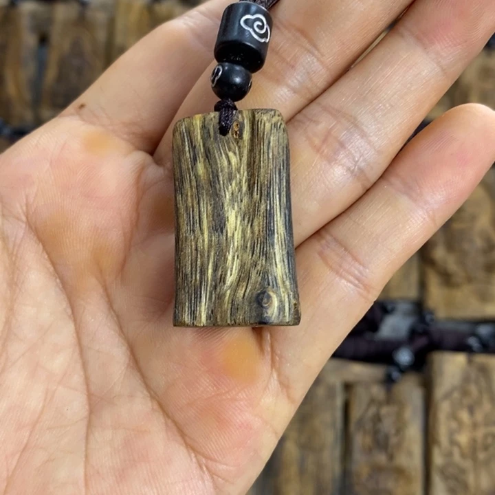 手把件沉香奇楠沉香素牌吊坠